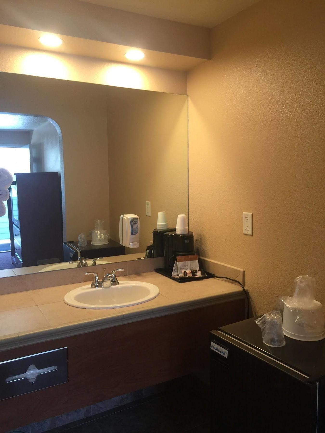 Riverleaf Inn Mission Valley Сан Диего Екстериор снимка